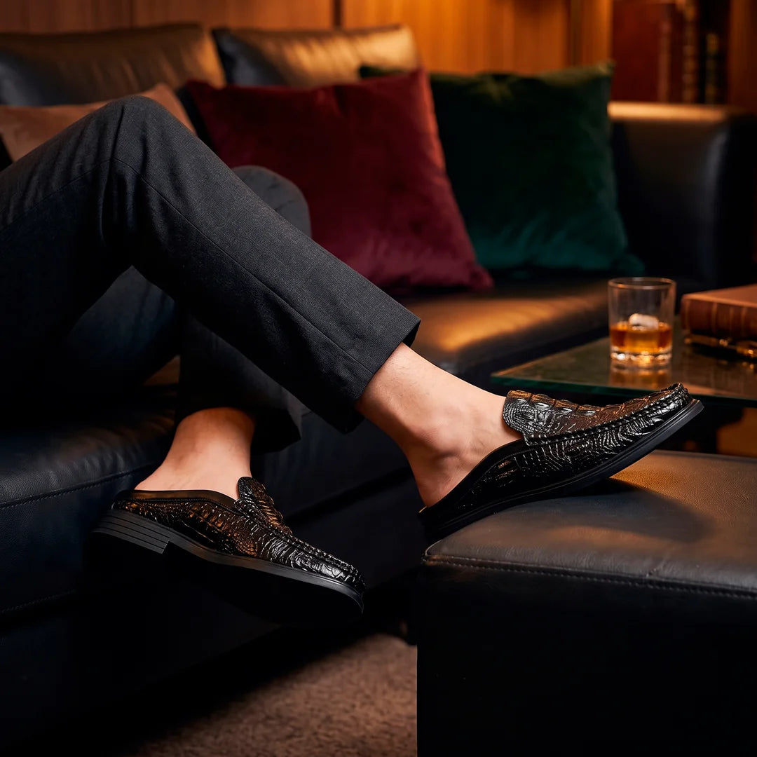 The Chelsea Mule — Black
